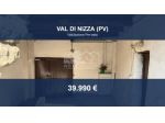 Immobile in asta di 298 m² con più di 5 locali in vendita a Val di Nizza