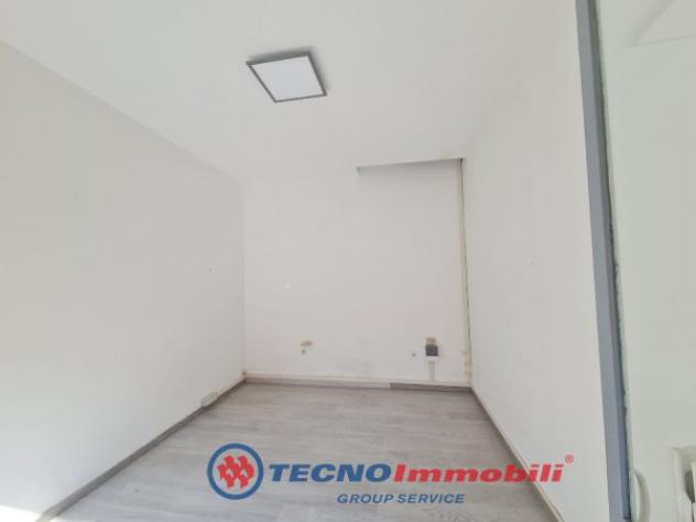 Immobile di 15 m² con 1 locale in affitto a Caselle Torinese - Foto 4