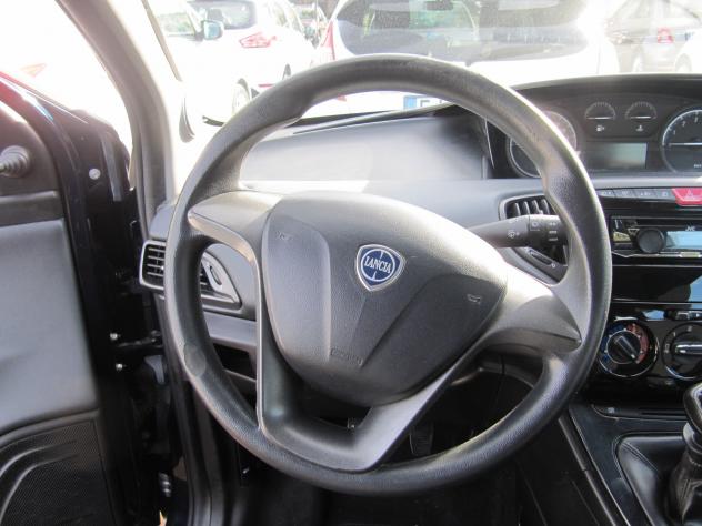 Lancia Ypsilon 1.2 69 CV 5 porte GPL Ecochic Silver - Foto 6