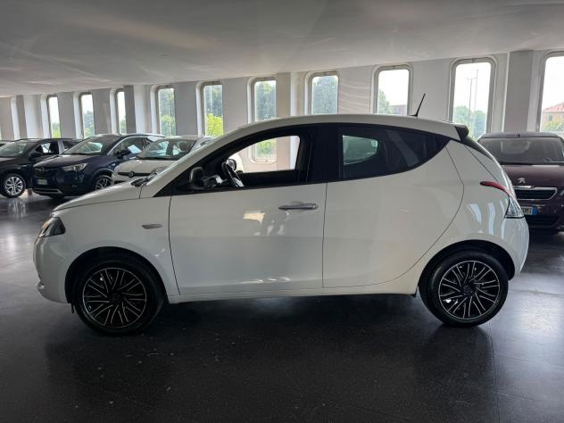 Lancia Ypsilon Ypsilon 1.0 firefly hybrid Gold s&s 70cv. - Foto 2