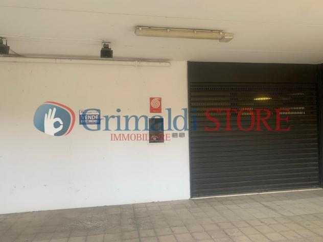 Oltre 3 vetrine in vendita a Campi Salentina - Foto 19