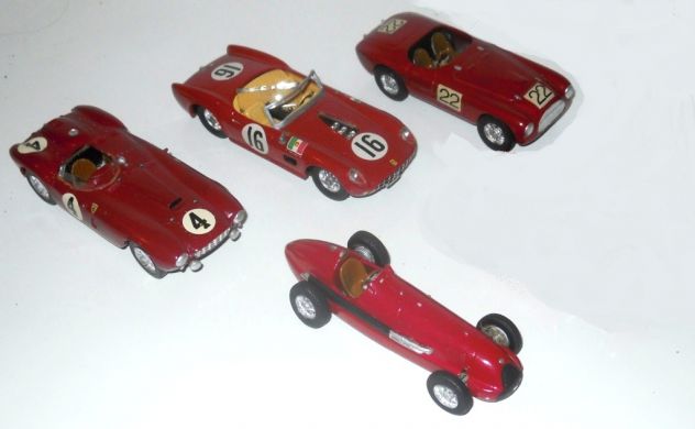 "Speciali" 1:43 in metallo