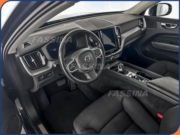 Volvo XC60 B4 D automatico Momentum Pro - Foto 9