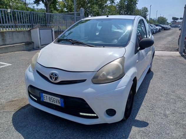Toyota Aygo 1.0 12V VVT-i 3 porte Active Connect