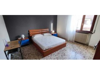 Stanza in appartamento in affitto a Cinisello Balsamo