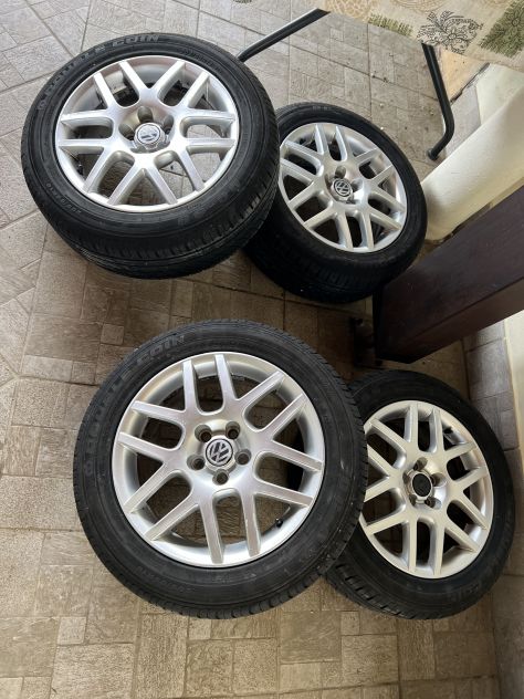 ❗️❗️❗️VENDUTO❗️❗️❗️Gomme e cerchi Golf 4 - Foto 2