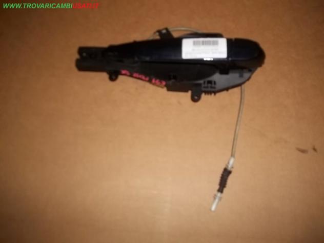 MANIGLIA porta POST.S. BMW Serie 3 E91 Touring  Carrozzeria  Lamierati esterni  Porte  Maniglia porta es BMW - Serie 3 E90 4 porte - 01-02-2005 - 01-0