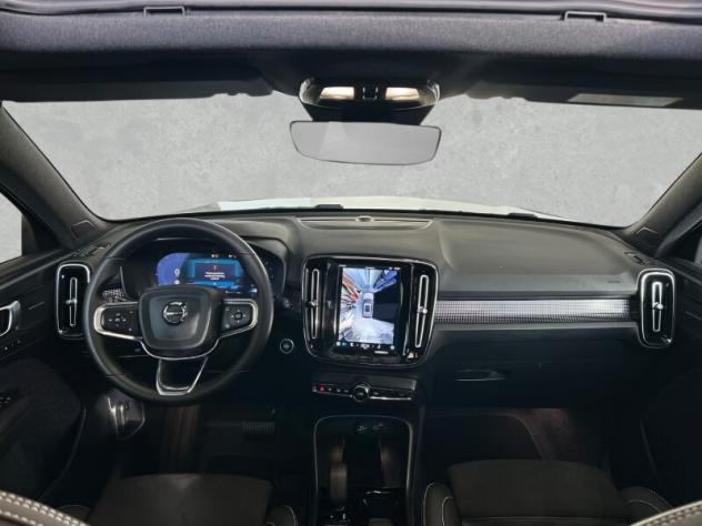 VOLVO XC40 (2017--) XC40 B3 automatico Ultra Dark N1 - Foto 4