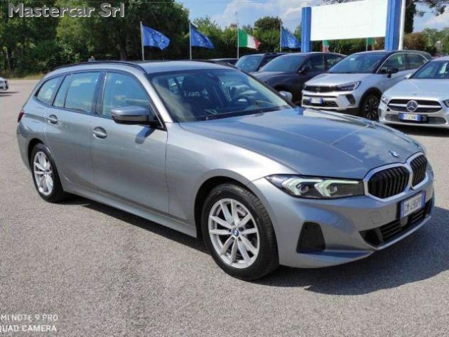 BMW 320 Serie 3 G21 2022 Touring 320d Touring mhev 48V xdr rif. 24083508 - Foto 8