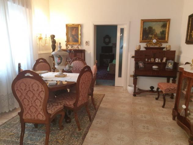 Villa di 200 m² con 5 locali e box auto doppio in vendita a Carpi - Foto 5
