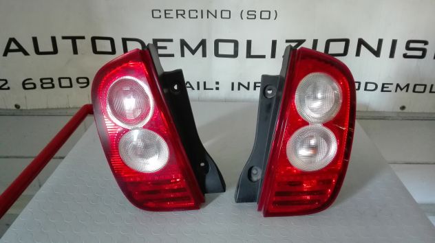 Fanali posteriori Nissan Micra del 2005