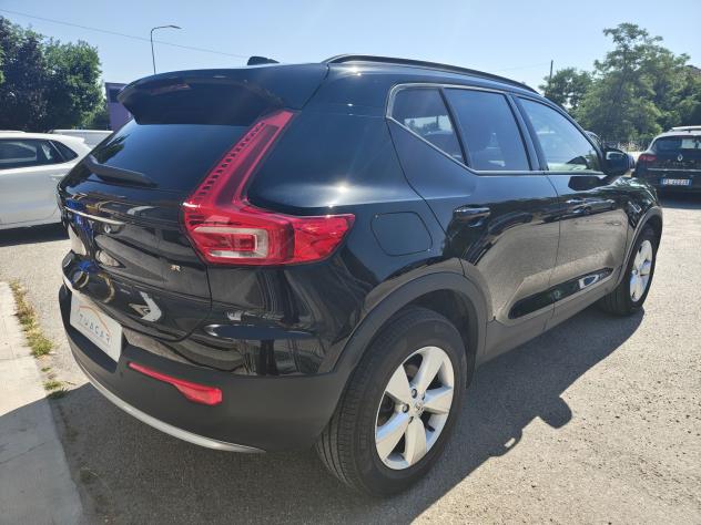 Volvo XC40 Essential T2 #11401 - Foto 5