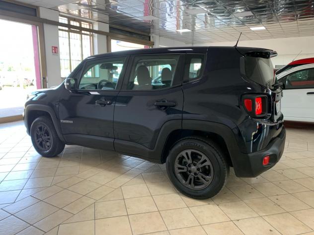 Jeep Renegade 2.0 Mjt 140CV 4WD Active Drive Limited - Foto 8