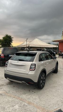 Fiat 600 Hybrid 145 CV CAMBIO AUTOMATICO "ICON" - Foto 7