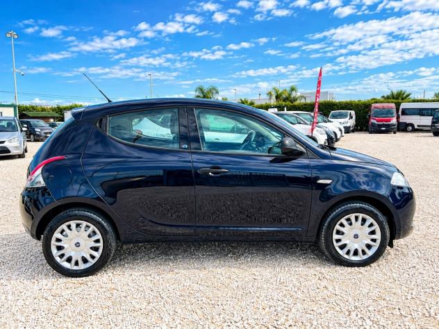 Lancia Ypsilon 1.3 MJT 95 CV 5 porte - Foto 4