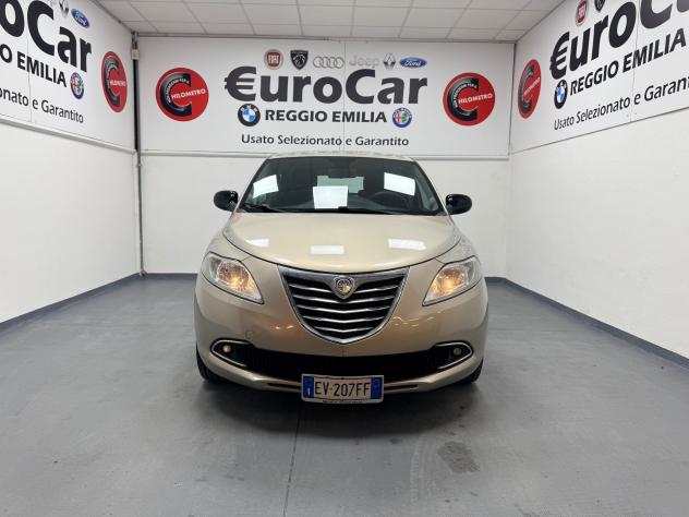 Lancia Ypsilon 1.2 69 CV 5 porte Silver 05/2014 Neopatentati - Foto 2