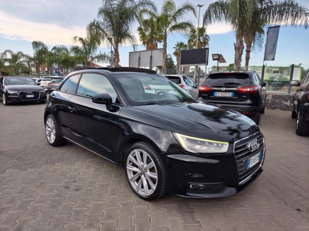 Audi A1 1.6 TDI 116 CV Design full optional - Foto 2