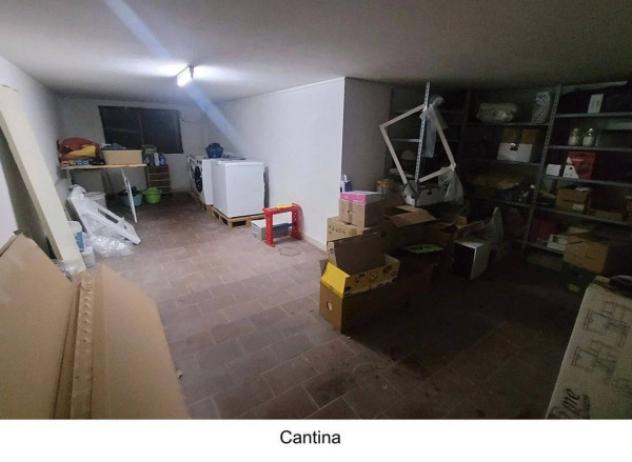 Immobile in asta di 149 m² con più di 5 locali e box auto in vendita a Altopascio - Foto 10