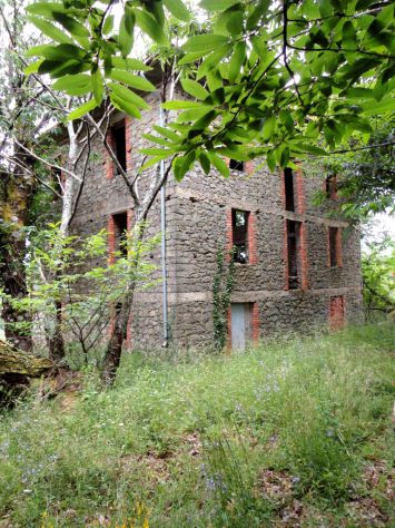 R 202-Rustico in pietra con oltre 1.500 mq di terreno adiacente - Foto 3