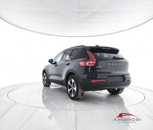 VOLVO XC40 B3 Mild hybrid Benzina Plus Dark rif. 23734701 - Foto 4