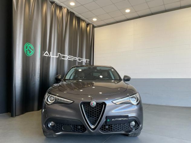 Alfa Romeo Stelvio Stelvio 2.2 t Executive Q4 210cv auto my19 - Foto 2