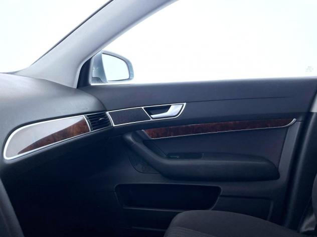 Audi A6 A6 Avant 2.7 V6 tdi fap ** OFFERTA RISERVATA SOLO PER OPERATORI DEL SETTORE ** - Foto 10