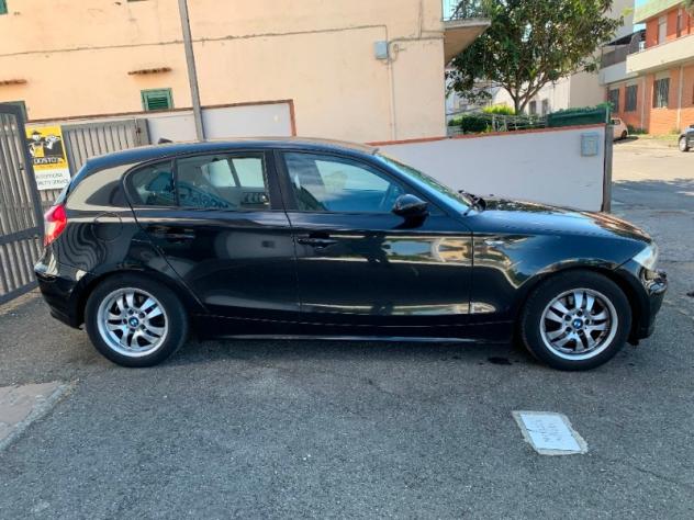 BMW Serie 1 (E87) 118d cat 5 porte Eletta DPF - Foto 3