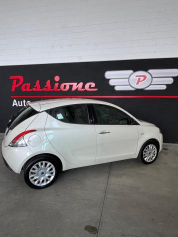 Lancia Ypsilon DISTRIBUZIONE NUOVA - Foto 4