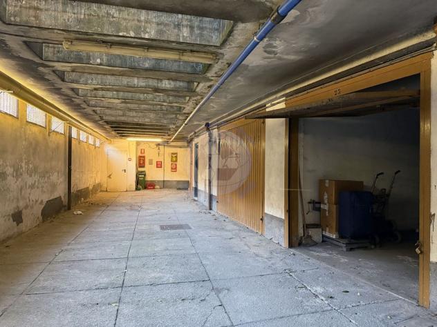 Ampio Box Singolo in Vendita – Via San Gottardo 58, Monza - Foto 4