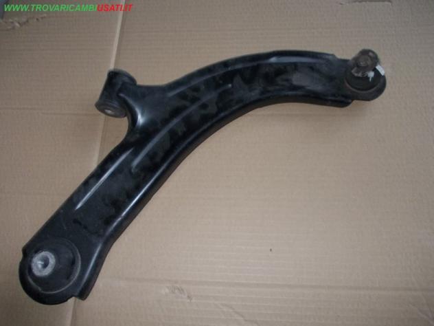 BRACCIO OSCILLANTE SOSP. ANT.D. 1.2 TESTINA PICCOLA RENAULT CLIO (C85/B85) 3p / 5p  Meccanica  Assale  Tiranteria  Braccio oscillante ant. d RENAULT -