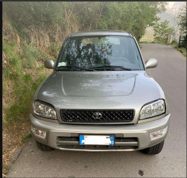 TOYOTA RAV 4 TRE PORTE/TETTO APRIBILE, 2.0 BENZINA/1999