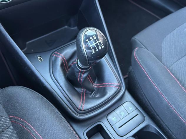 Ford Fiesta 1.0 EcoBoost Hybrid 125CV ST-Line - Foto 8