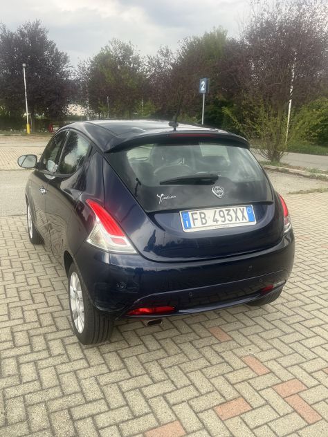 Lancia Ypsilon 1.2 69 CV 2015 Seconda proprietaria - Foto 3