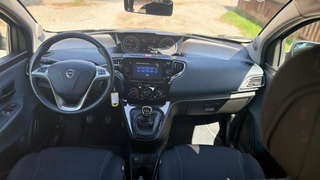 Lancia Ypsilon 1.0 70cv Firefly Hybrid S&S Gold PRONTA CONSEGNA 12MESI DI GARANZIA - Foto 9