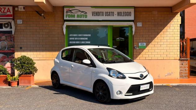 Toyota Aygo 1.0 12V VVT-i 5 porte Lounge Connect MMT - Foto 3