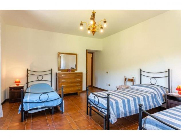Casa semindipendente in vendita a Castelnuovo di Garfagnana 225 mq Rif: 1166194 - Foto 8
