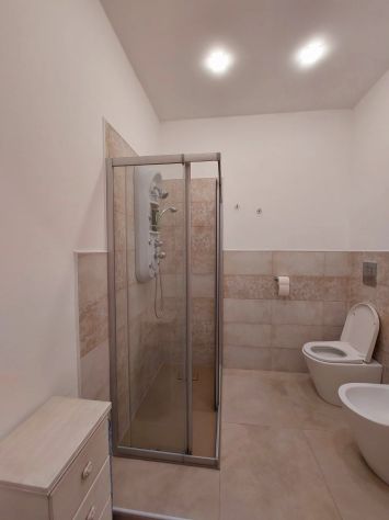 Bilocale ristrutturato da investimento - Foto 9