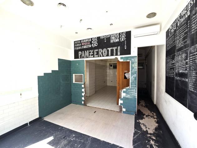 1 Vetrina in affitto a Roma - Foto 2