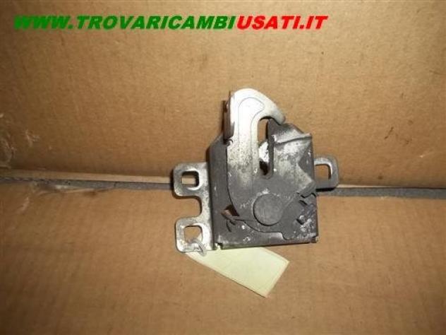 SERRATURA COFANO ANT. FIAT FIORINO (3N) Combi  Carrozzeria  Lamierati esterni  Cofano  Serratura cofano FIAT - FIORINO Combi - 01-02-2008 -, FIAT - FI