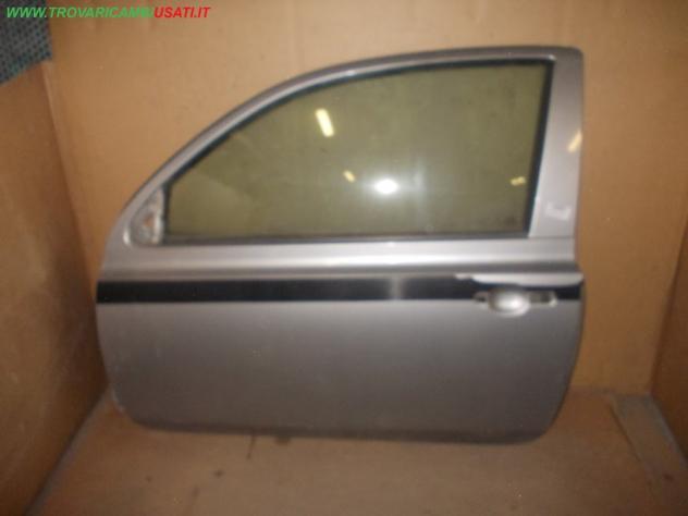 PORTA S. ARGENTO CON ALZACR. NISSAN MICRA (K12E) 3p / 5p  Carrozzeria  Lamierati esterni  Porte  Porta ant. sx. NISSAN - MICRA 3p / 5p - 01-01-2003 -