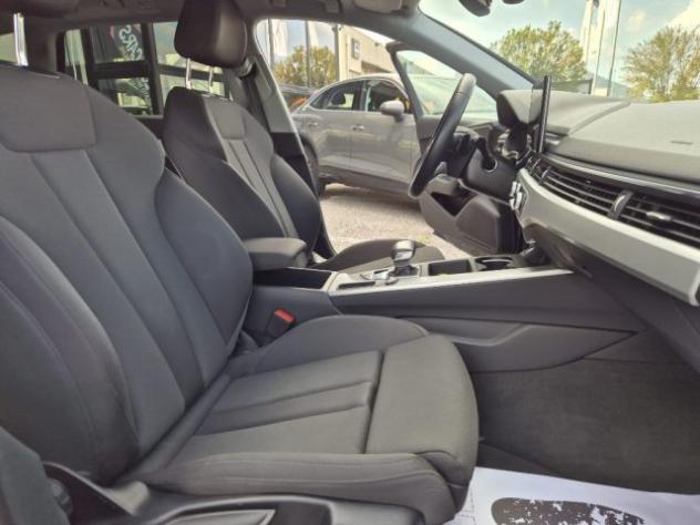 AUDI A4 Avant 35 TDI/163 CV S tronic S line edition rif. 23551931 - Foto 10
