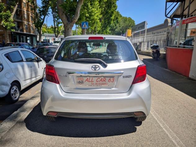 Toyota Yaris 1.0 5 P LOUNGE UNIPRO' EURO 6 - Foto 4