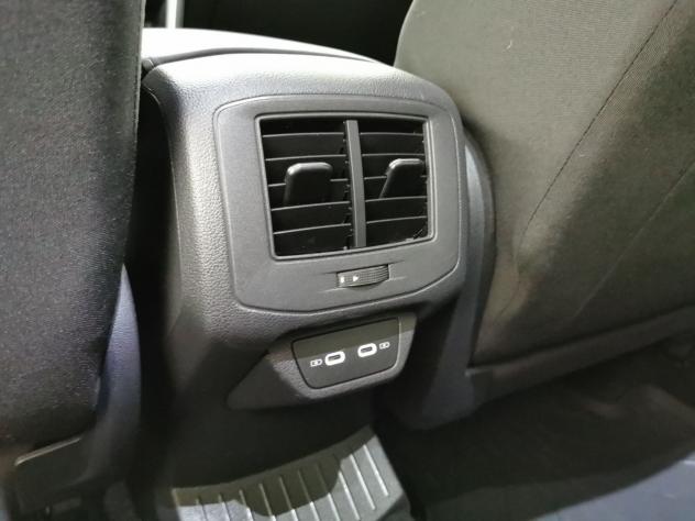 Volkswagen T-Roc 2.0 tdi Style 4motion 150cv dsg - Foto 10