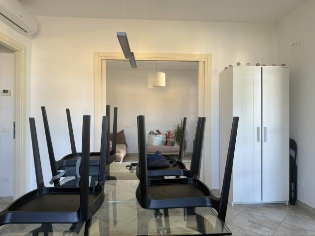 RONCHI, in piccolo complesso residenziale, appartamento al primo piano con ingresso indipendente, ampia terrazza abitabile. Si compone di soggiorno, c - Foto 6