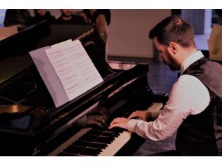 corsoLEZIONI DI PIANOFORTE, TEORIA E SOLFEGGIO, ARMONIA...