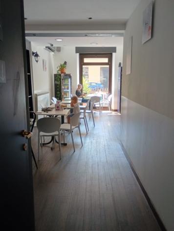 Spazioso Bar in Vendita nel Cuore di Torino-SENZA MURI