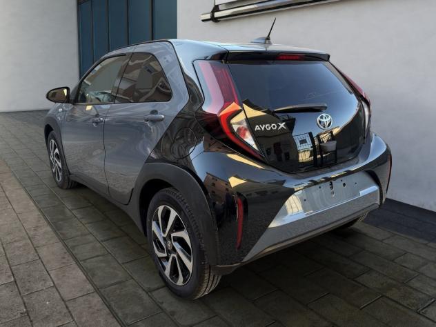 Toyota Aygo X 1.0B (72 CV) Active S-CVT - Foto 6