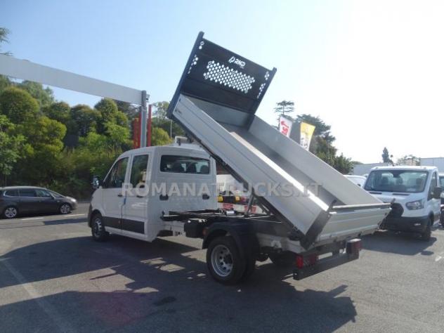 VOLKSWAGEN Crafter 140CV DOPPIA CABINA 7 POSTI RIBALTABILE rif. 23983299 - Foto 4