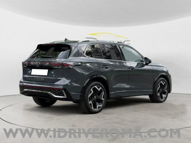 VOLKSWAGEN Tiguan Tiguan 2.0 tdi R-Line 150cv dsg rif. 24225842 - Foto 5
