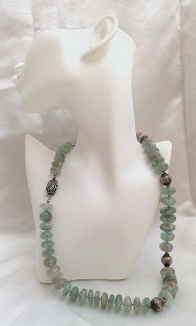 BELLISSIMA COLLANA DI QUARZO IALINO (CRISTALLO DI ROCCA) E ARGENTO STILE ETNICO. - Foto 3
